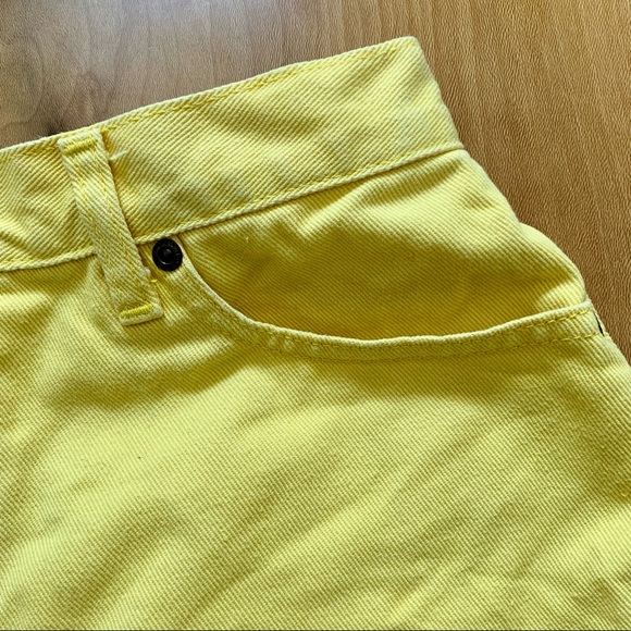✨ Newport News Vintage Cut-Off Yellow Shorts - Size 14 - Picture 7 of 13
